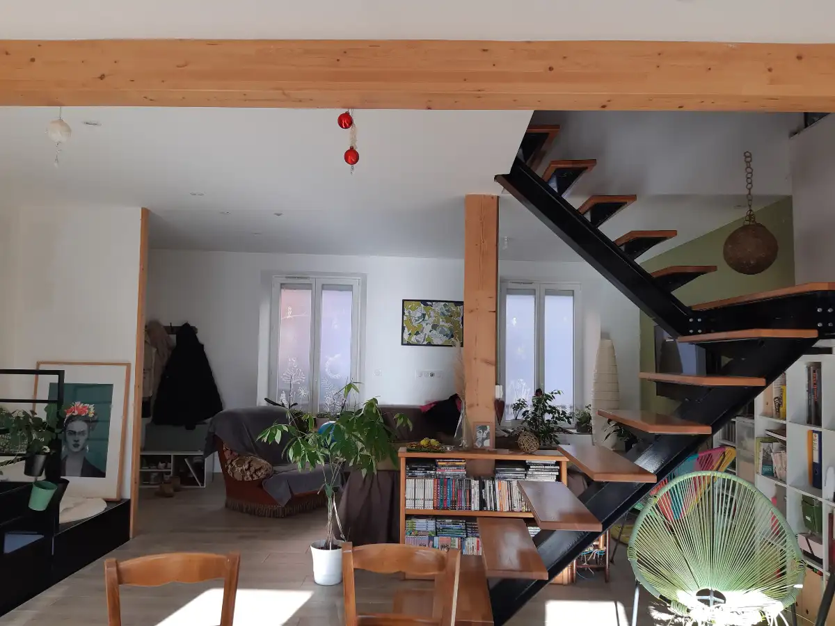 Maison aux Roches-de-Condrieu — vue principale